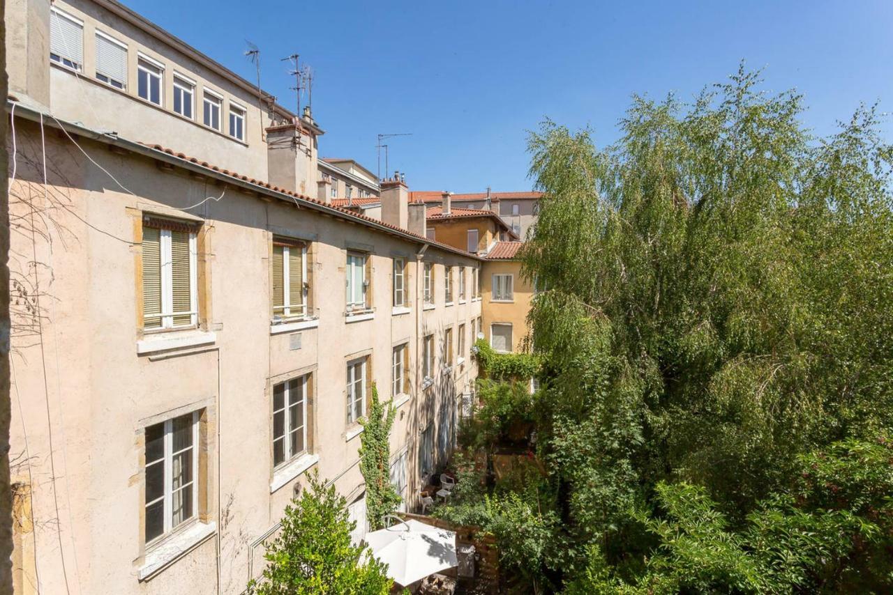 Sur Les Hauteurs Du Vieux Lyon Exterior photo
